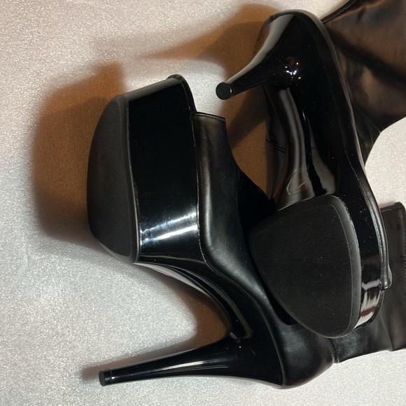 Ellie exotic platform boots. Peep toe open toe. New. - Picture 3 of 9